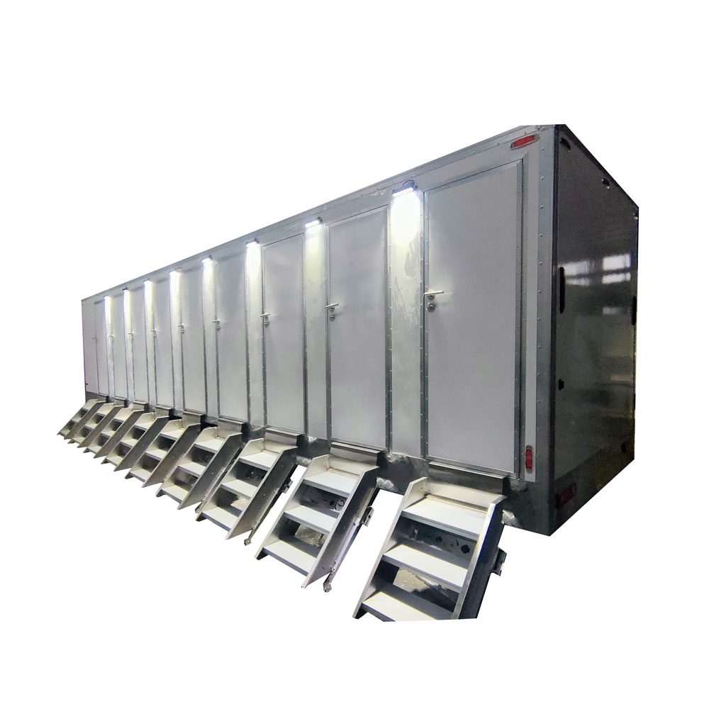 9.5m （31ft）2 Stall Toilet Trailer with  7 Shower Cabin