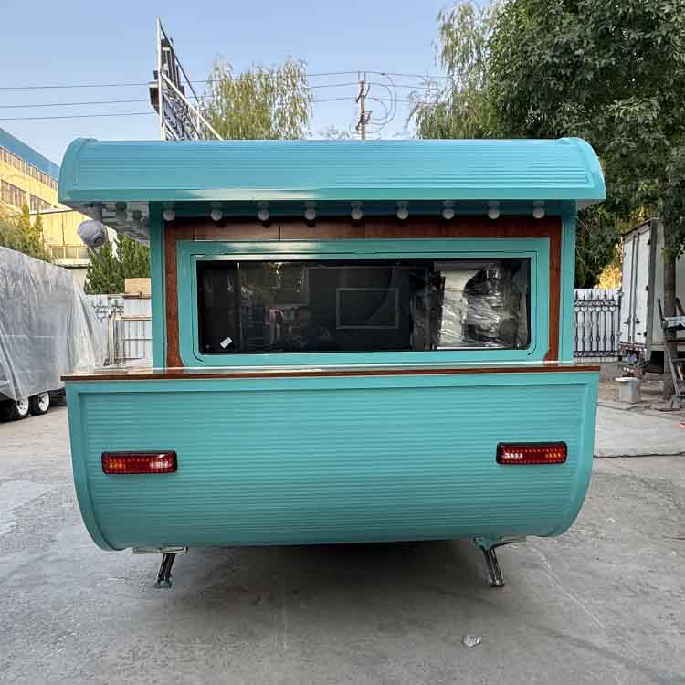 Boat type mobile dining car