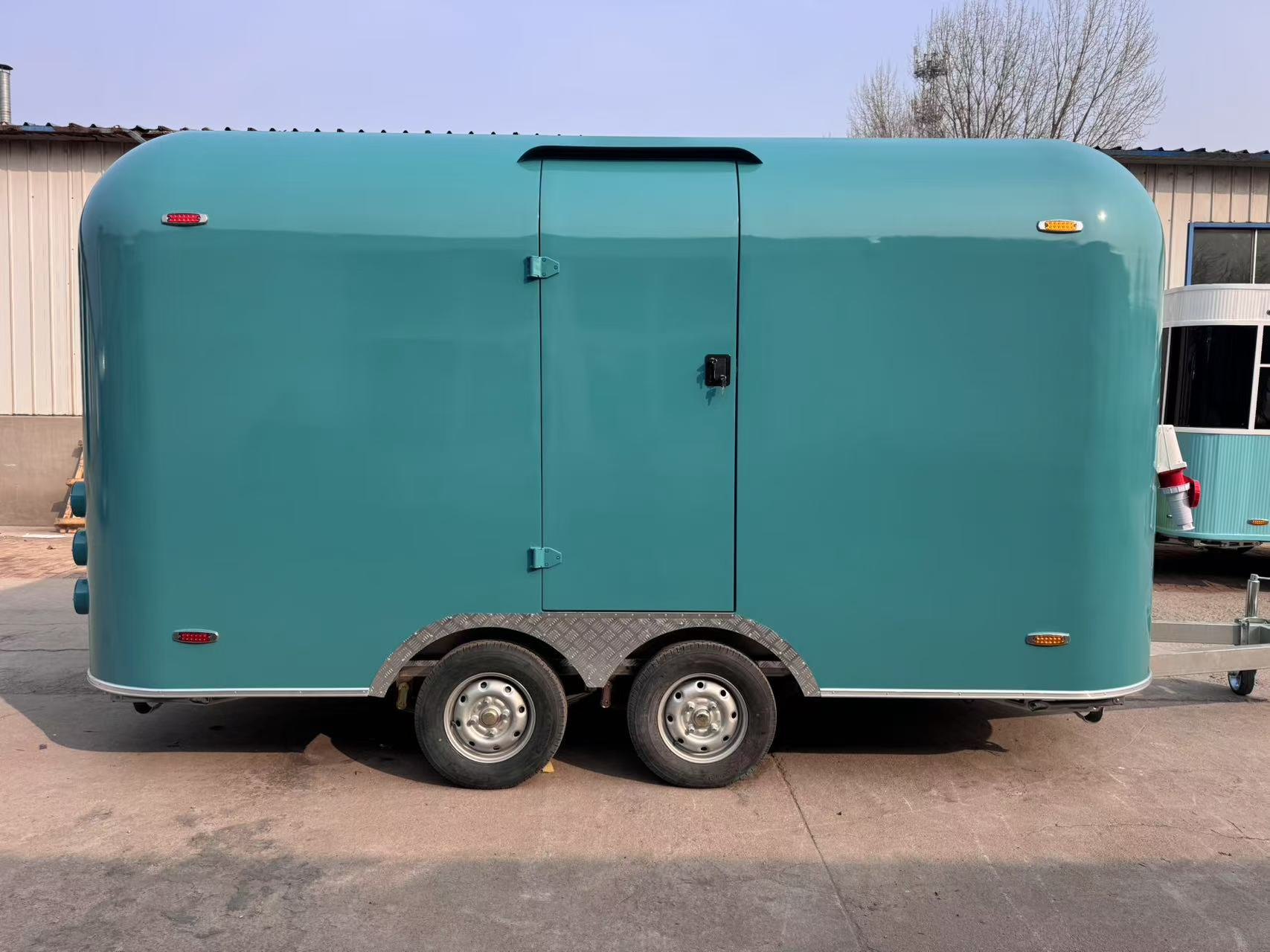 "Portable Qingfeng Food Truck Trailer, flexible movement, Go Wherever There are more people