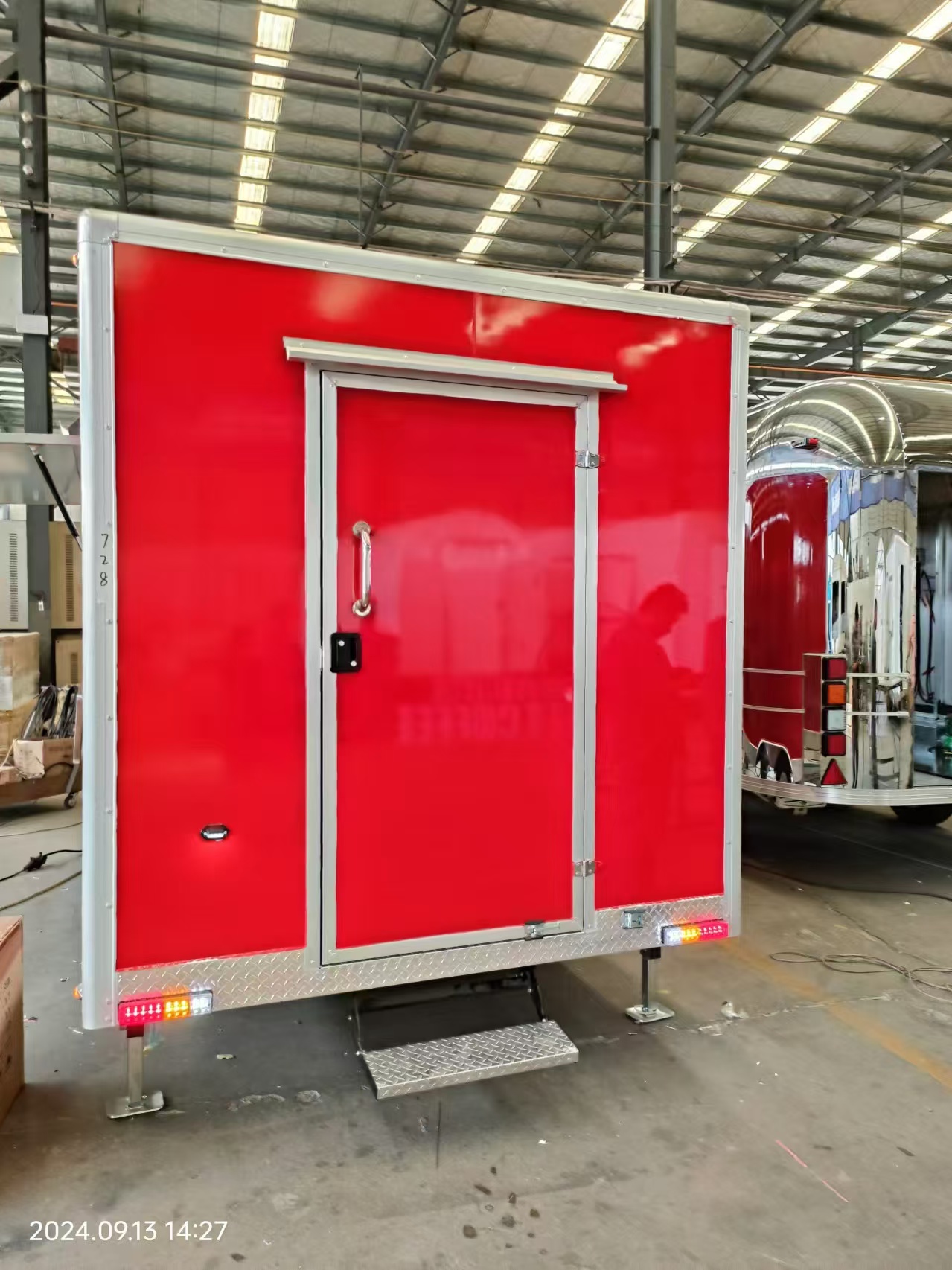 4.2-meter red square portable movable square dining cart