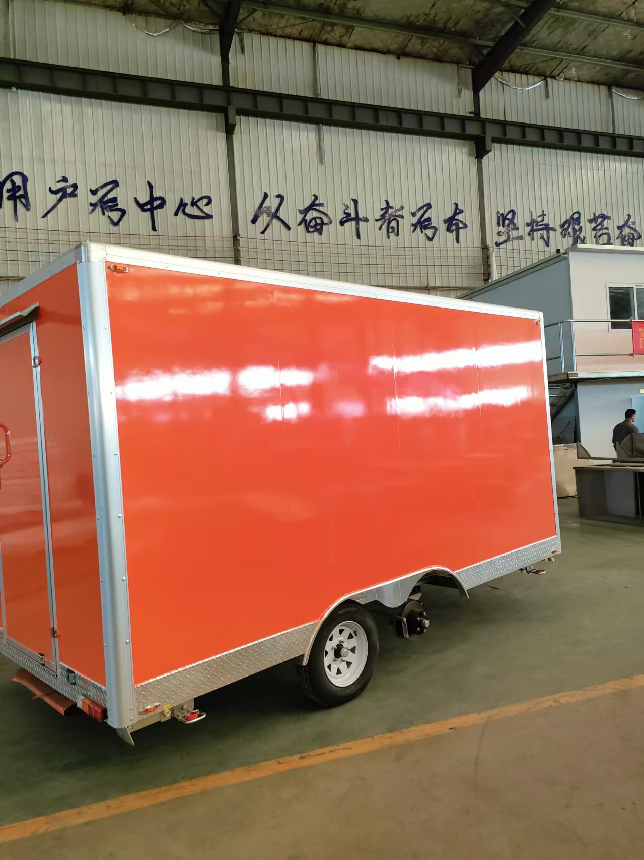 Orange 4-meter square dining cart, large-capacity operation counter, sunshade and rain protection mobile dining space