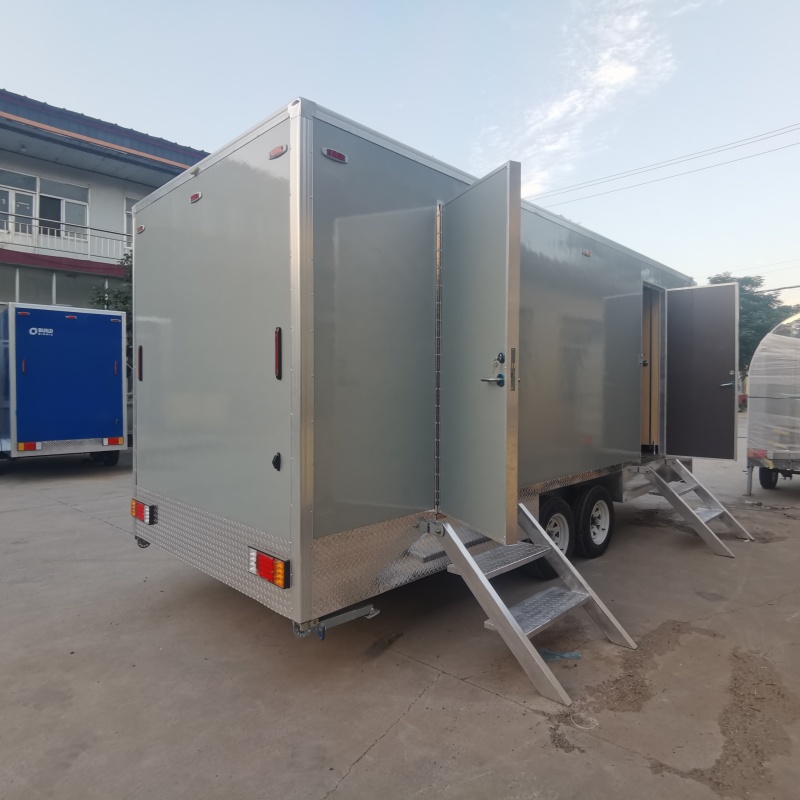 Four grey portable toilets | High appearance and dirt resistance · Easy to move · ready to use immediately after installation