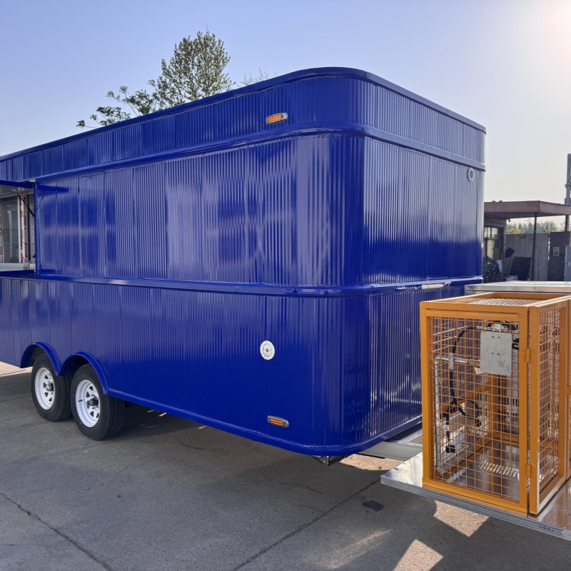 Blue mobile food truck, multi-scenario commercial food truck, high-appearance-level equipment for street entrepreneurship
