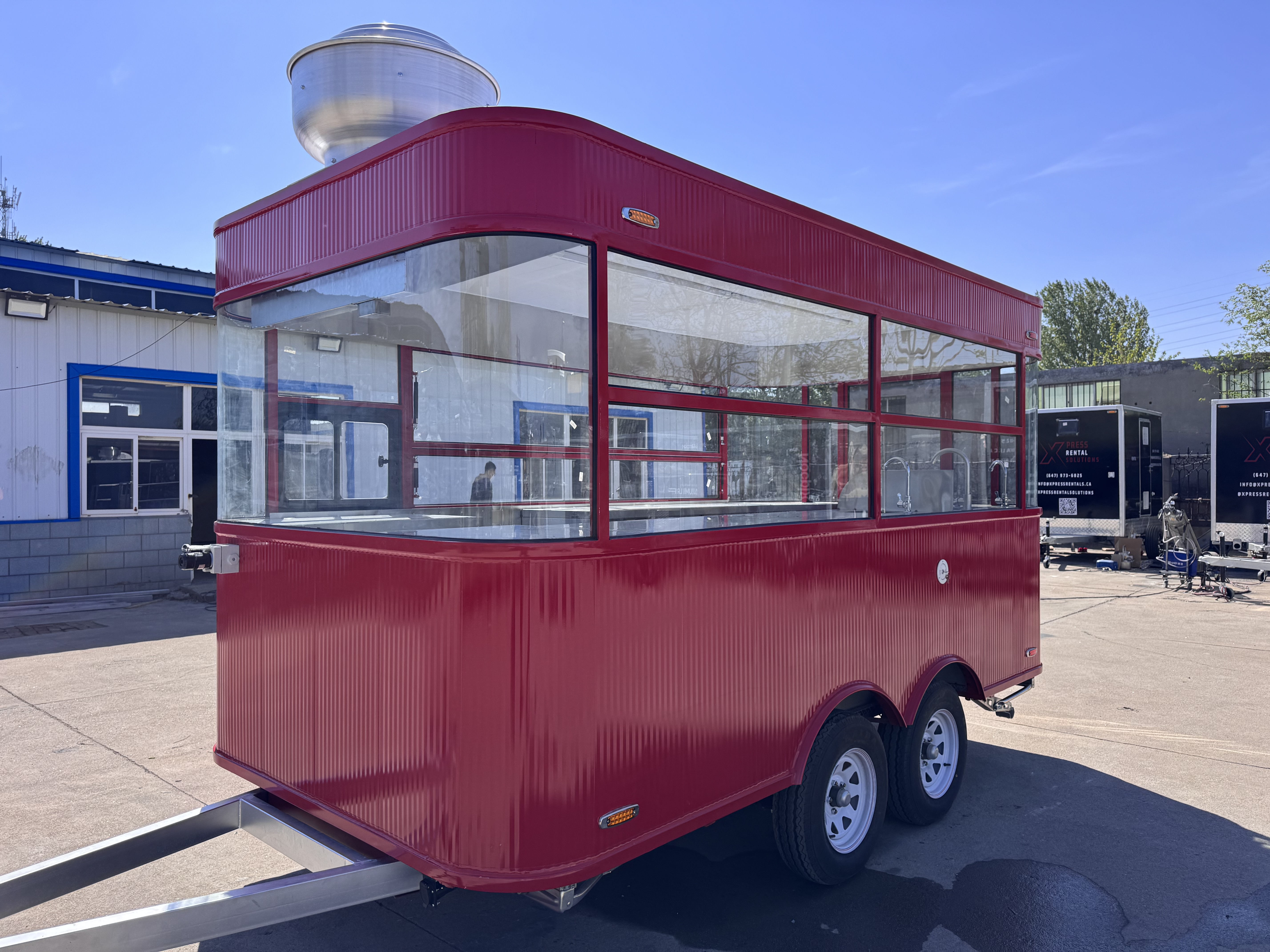 Lightweight red four-wheel food truck, easy to push and store, convenient and worry-free for street business