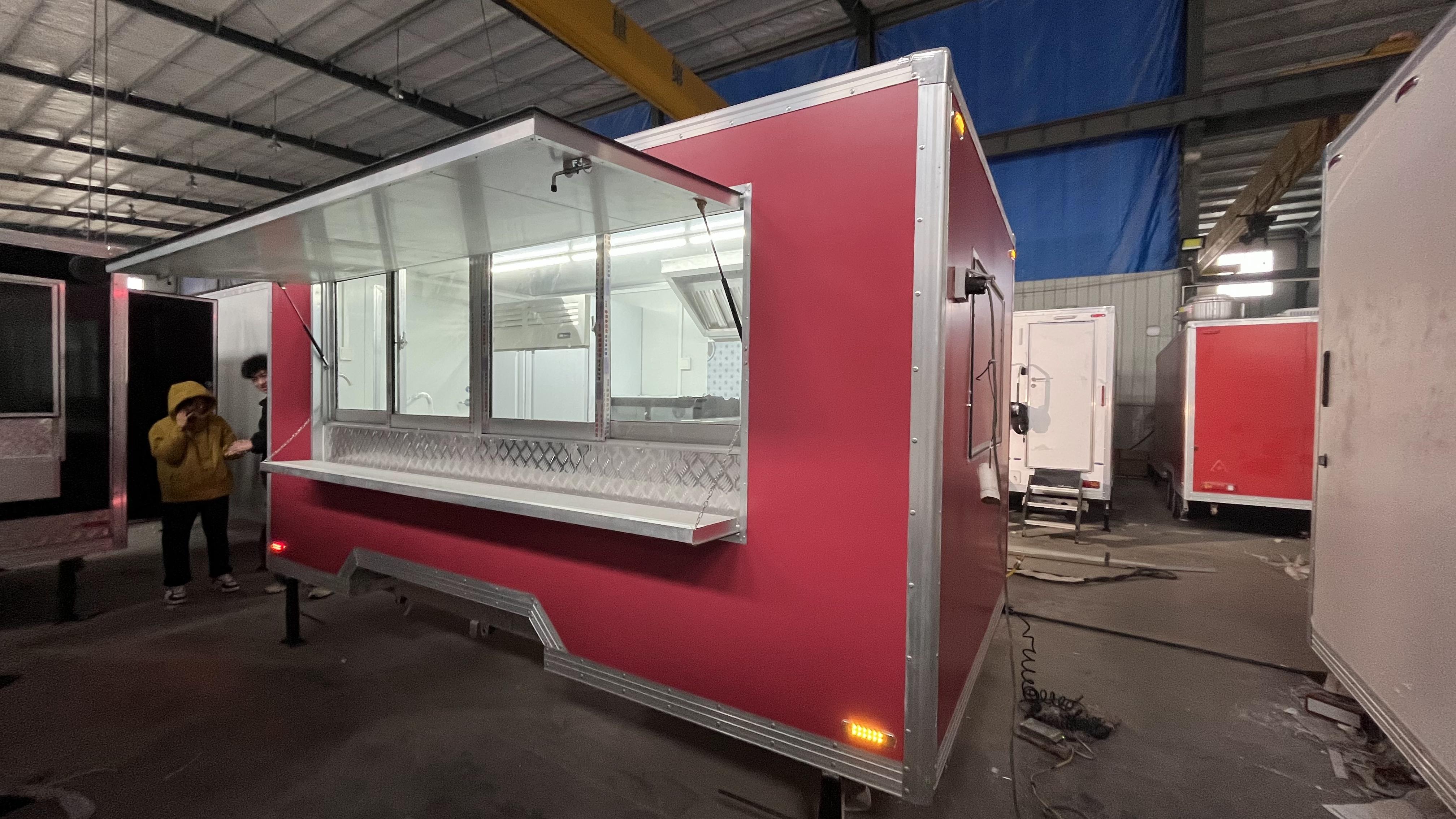Convenient pink trailer food truck, easily create a mobile food kitchen