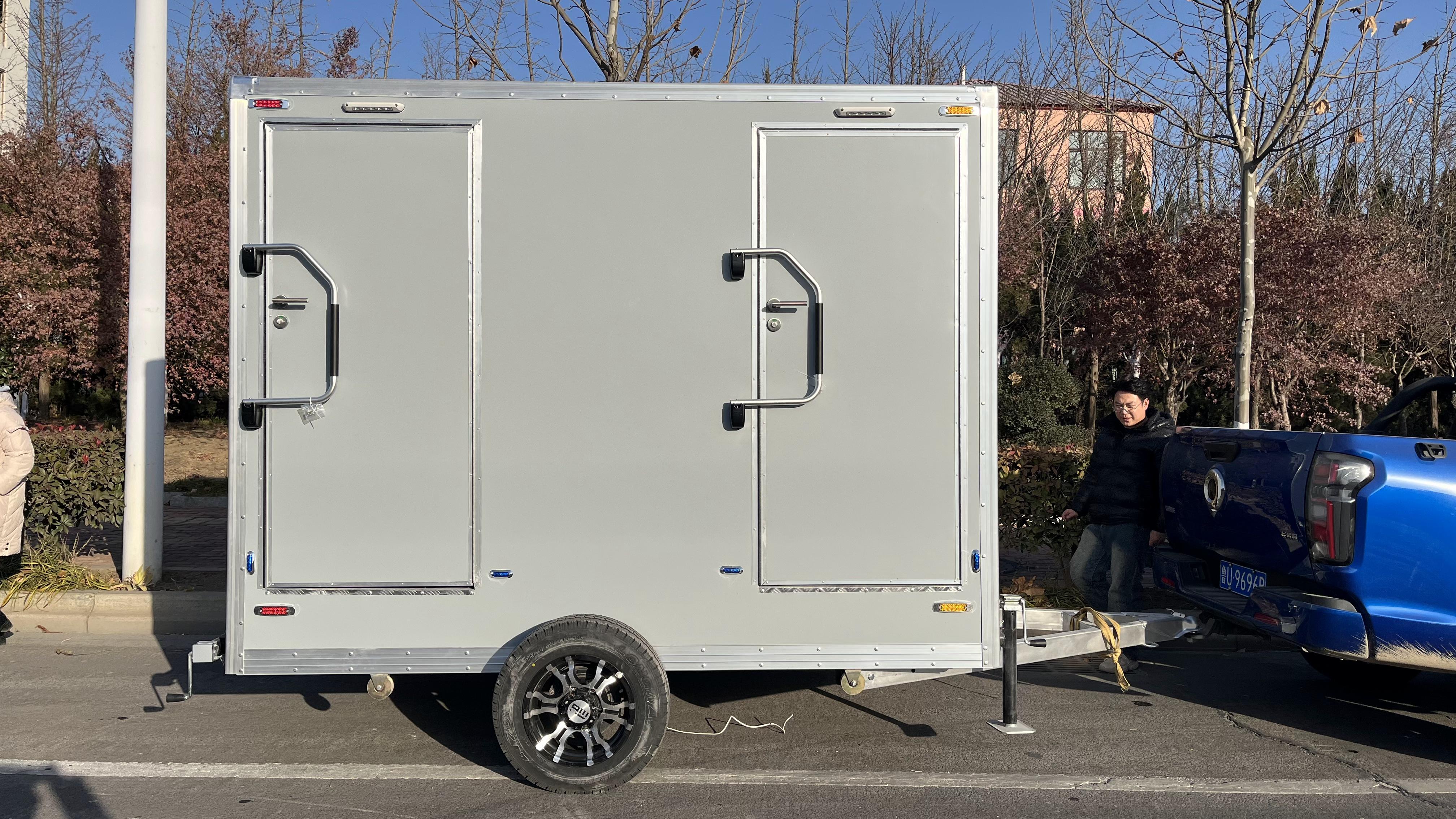 Two-room grey mobile toilet | Modular combination + ventilation system, temporary site toilet solution