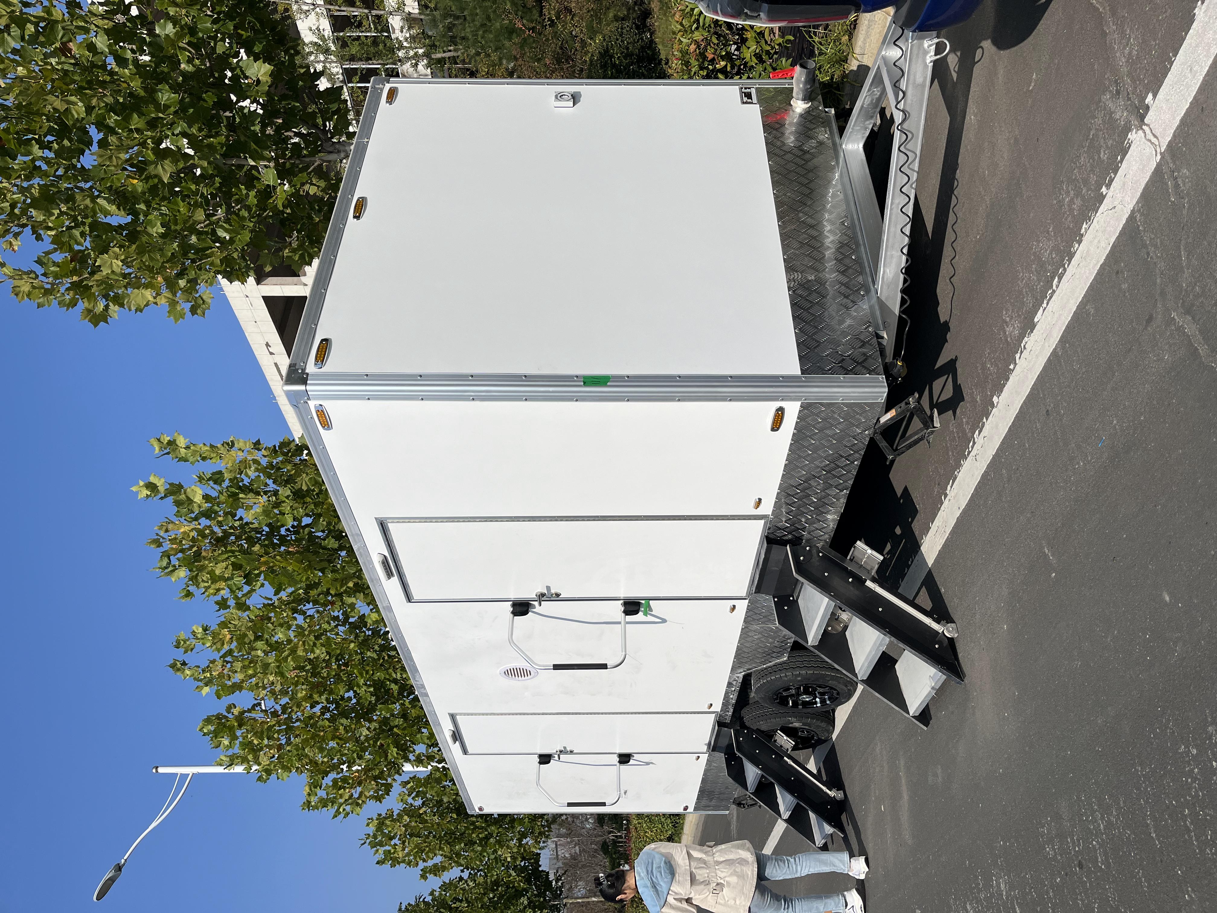 Water circulation toilet trailer | Mobile reclaimed water system, reusing toilet flushing water, meeting both environmental protection and energy conservation standards