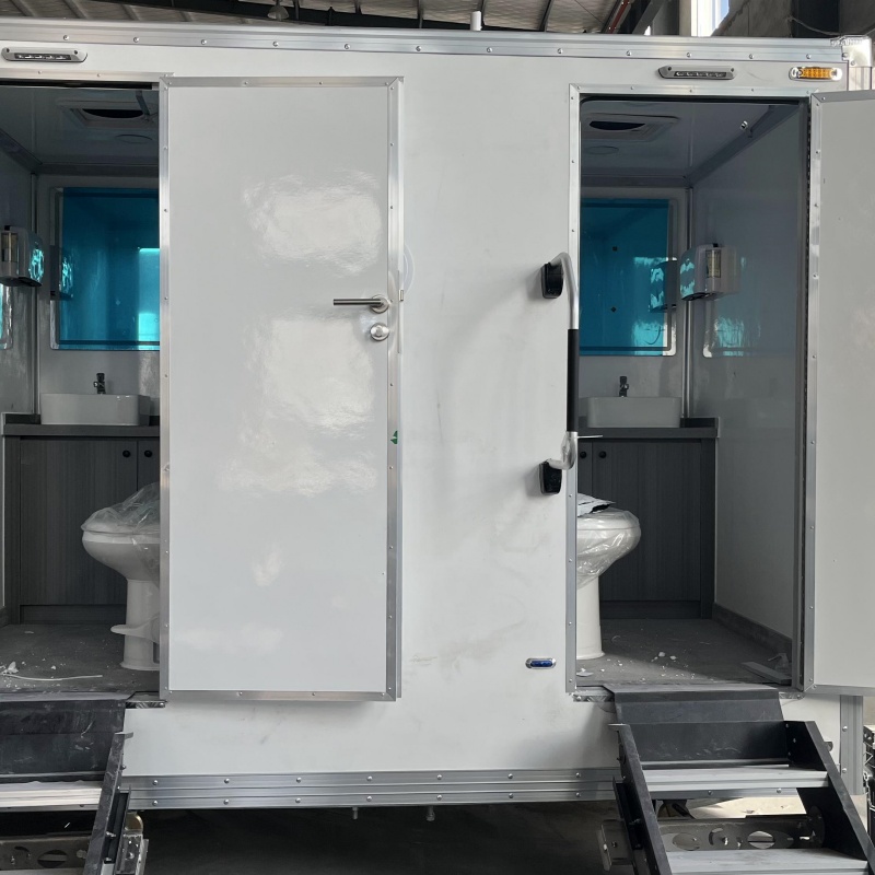Mobile double toilet white trailer | Two independent bathrooms + waterproof floor + ventilation system for more comfortable outdoor use