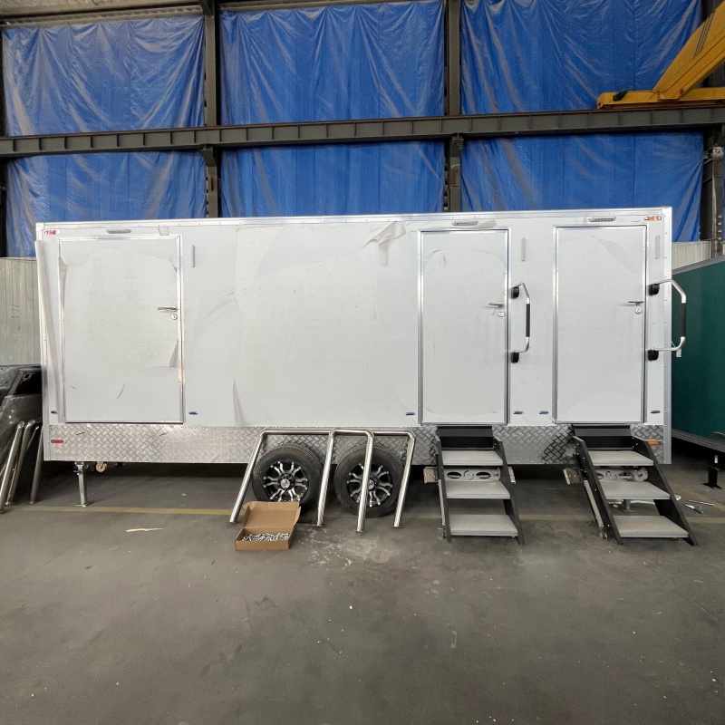 Disabled mobile toilet trailer folding barrier-free toilet with self-cleaning system for sewage storage, flood control and disaster relief/emergency facilities for field operations