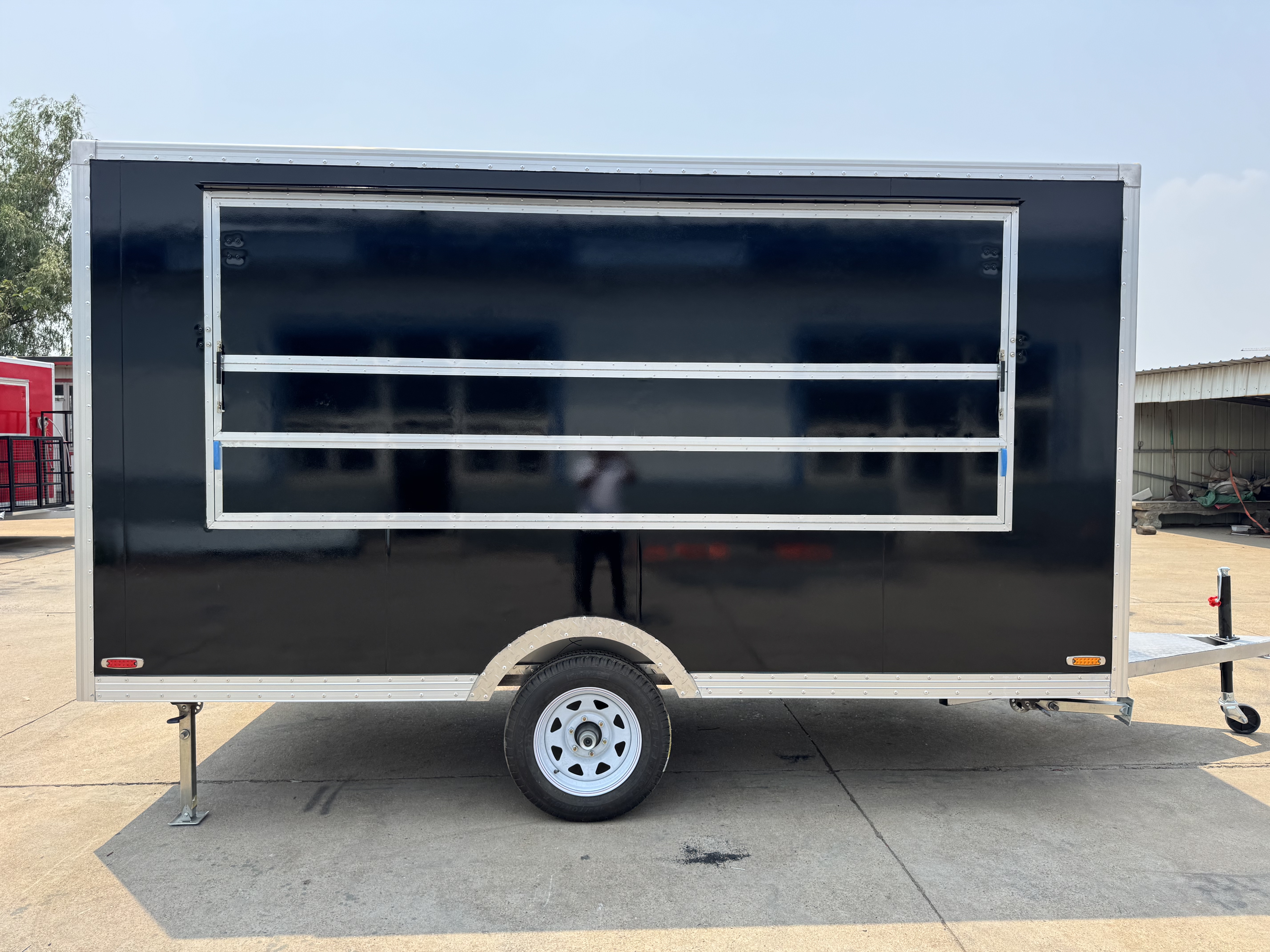Black outdoor mobile food truck trailer: Folding design, super convenient to carry