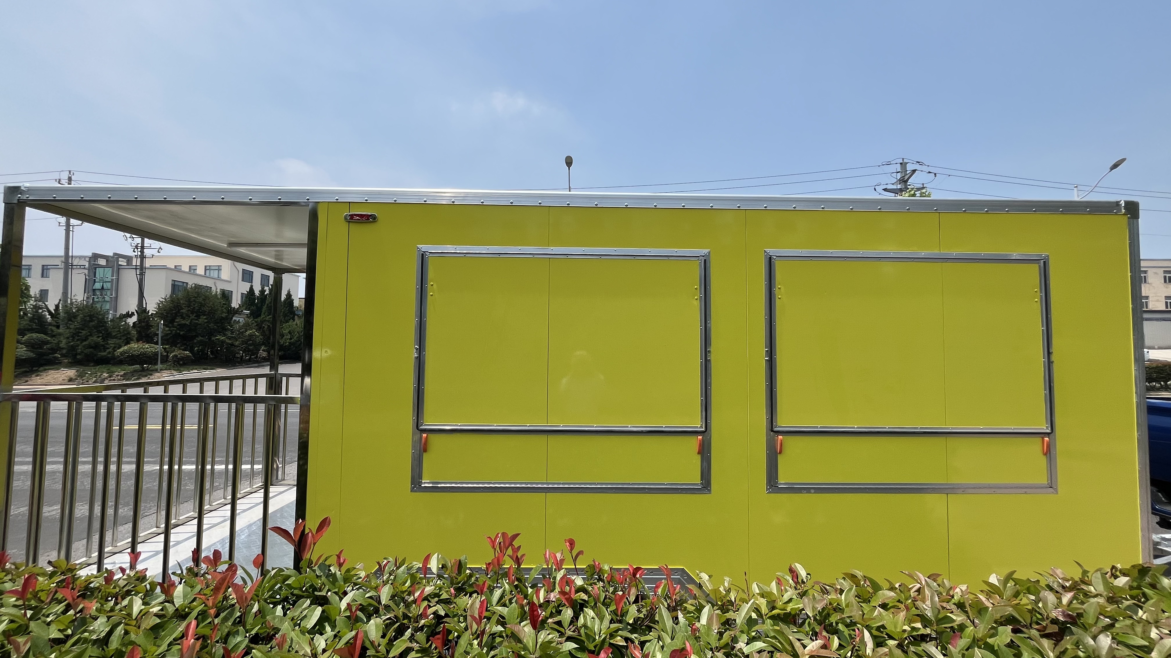 Light green portable and mobile food truck trailer, a great helper for setting up stalls and camping