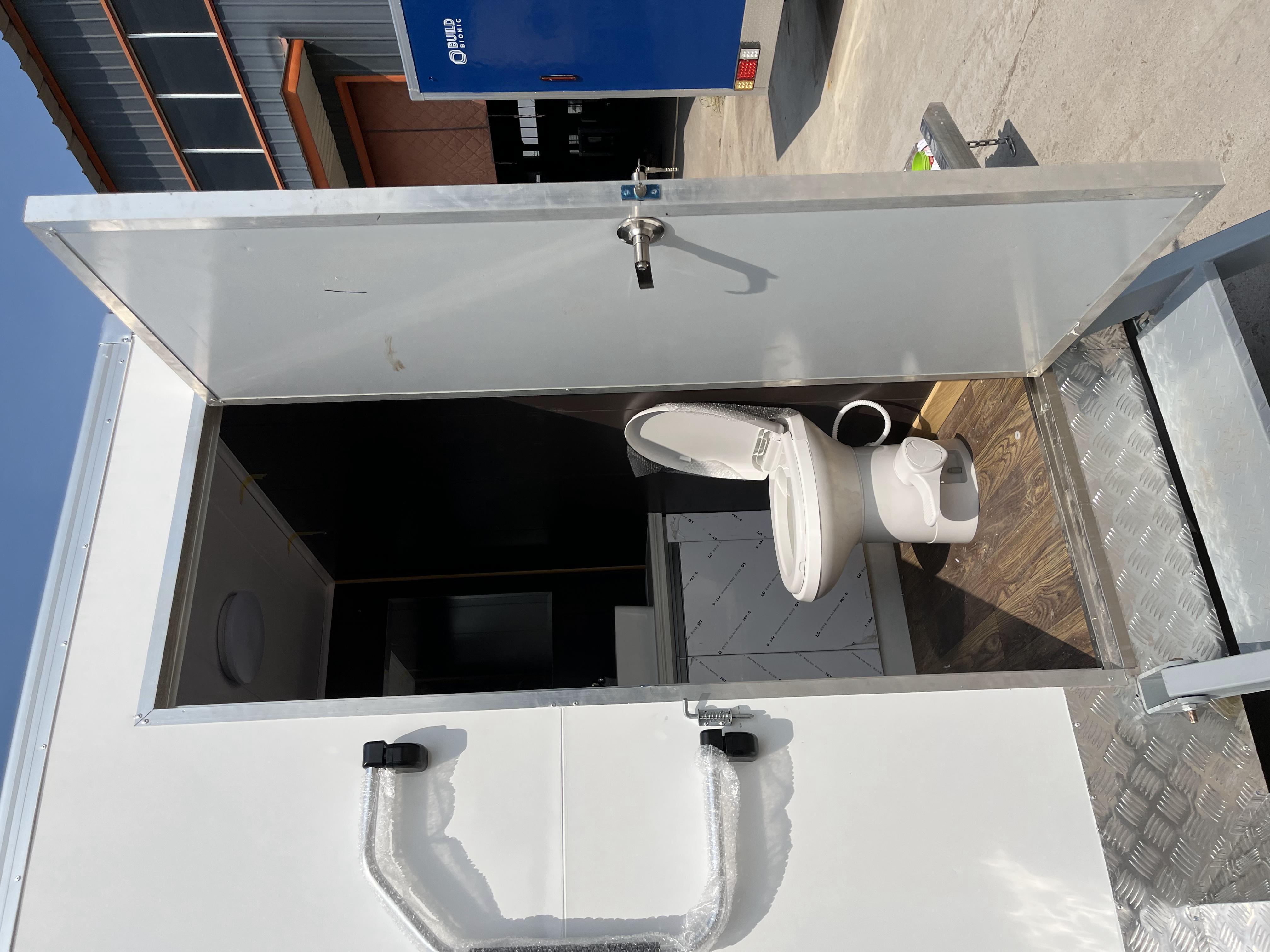 Multi-functional double-door portable toilet trailer, meeting the hygiene needs of different outdoor scenarios
