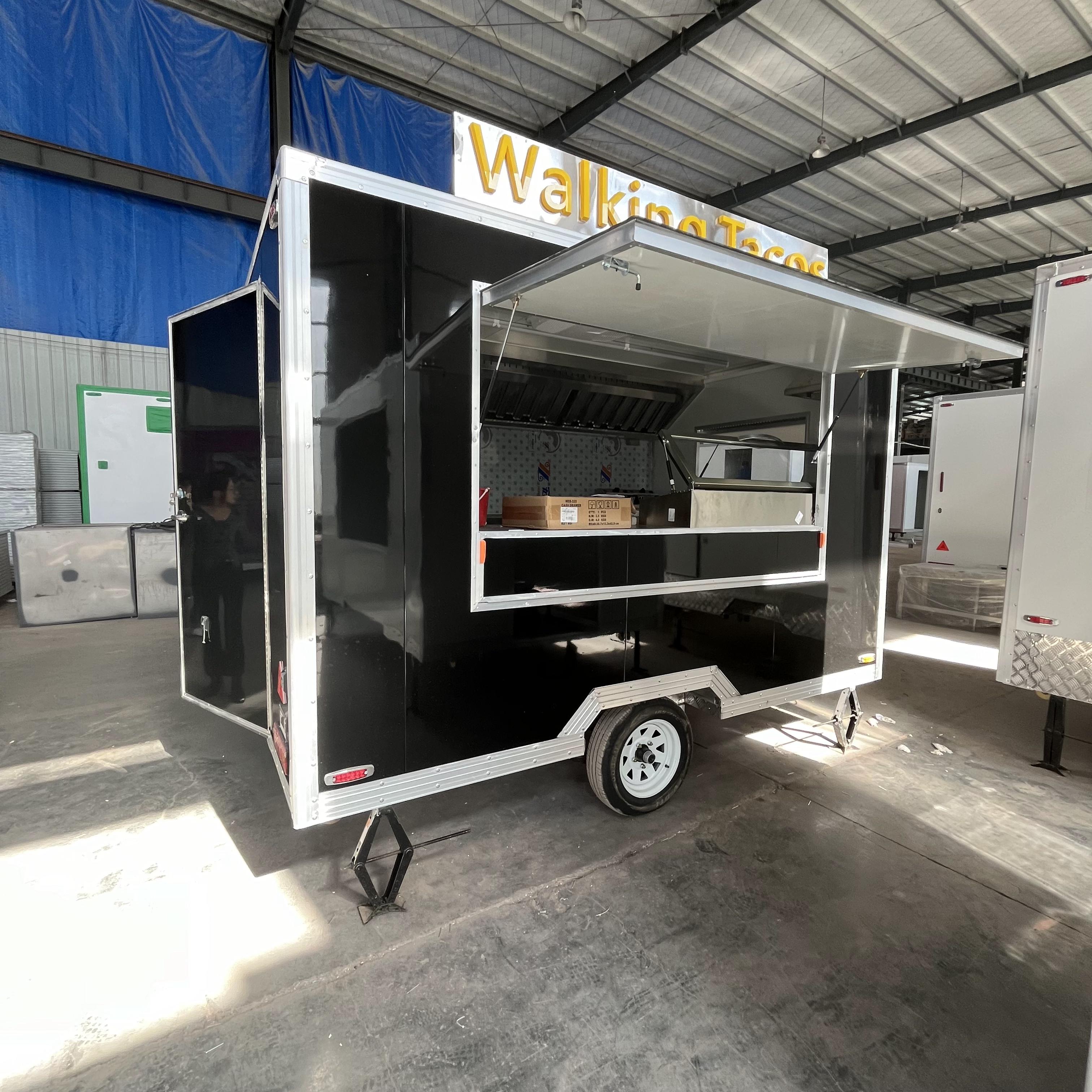 "Walking Tacos" customized food truck, a great helper for mobile business operations