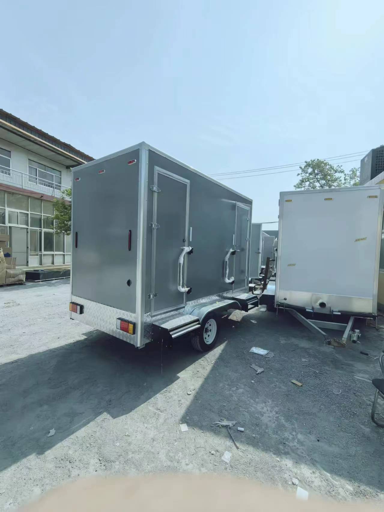The silver towable mobile workspace is convenient and flexible for multiple scenarios