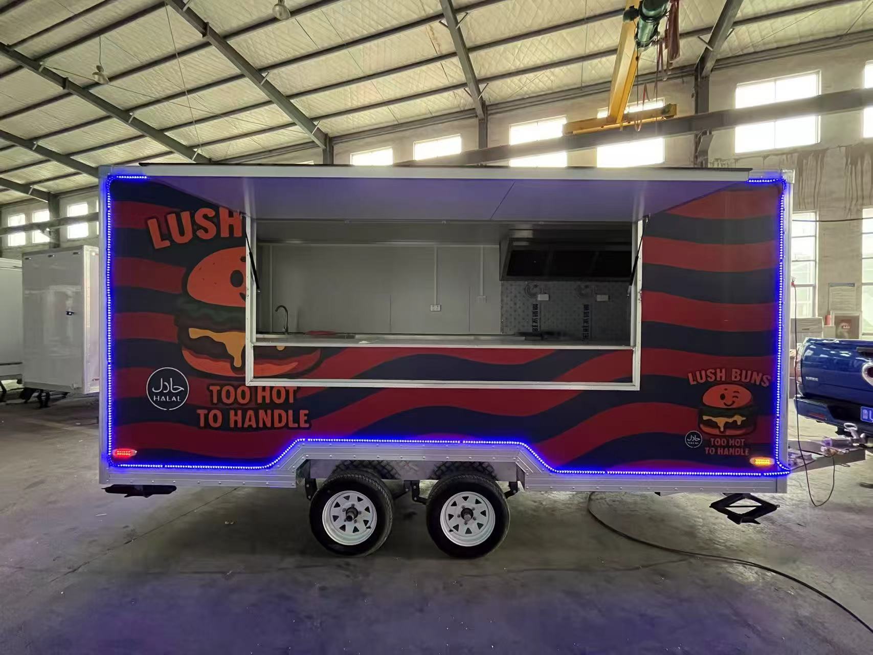 "Lush Buns" Cool Food Truck - Spicy Delicacies, Mobile Enjoyment and Editor sharing