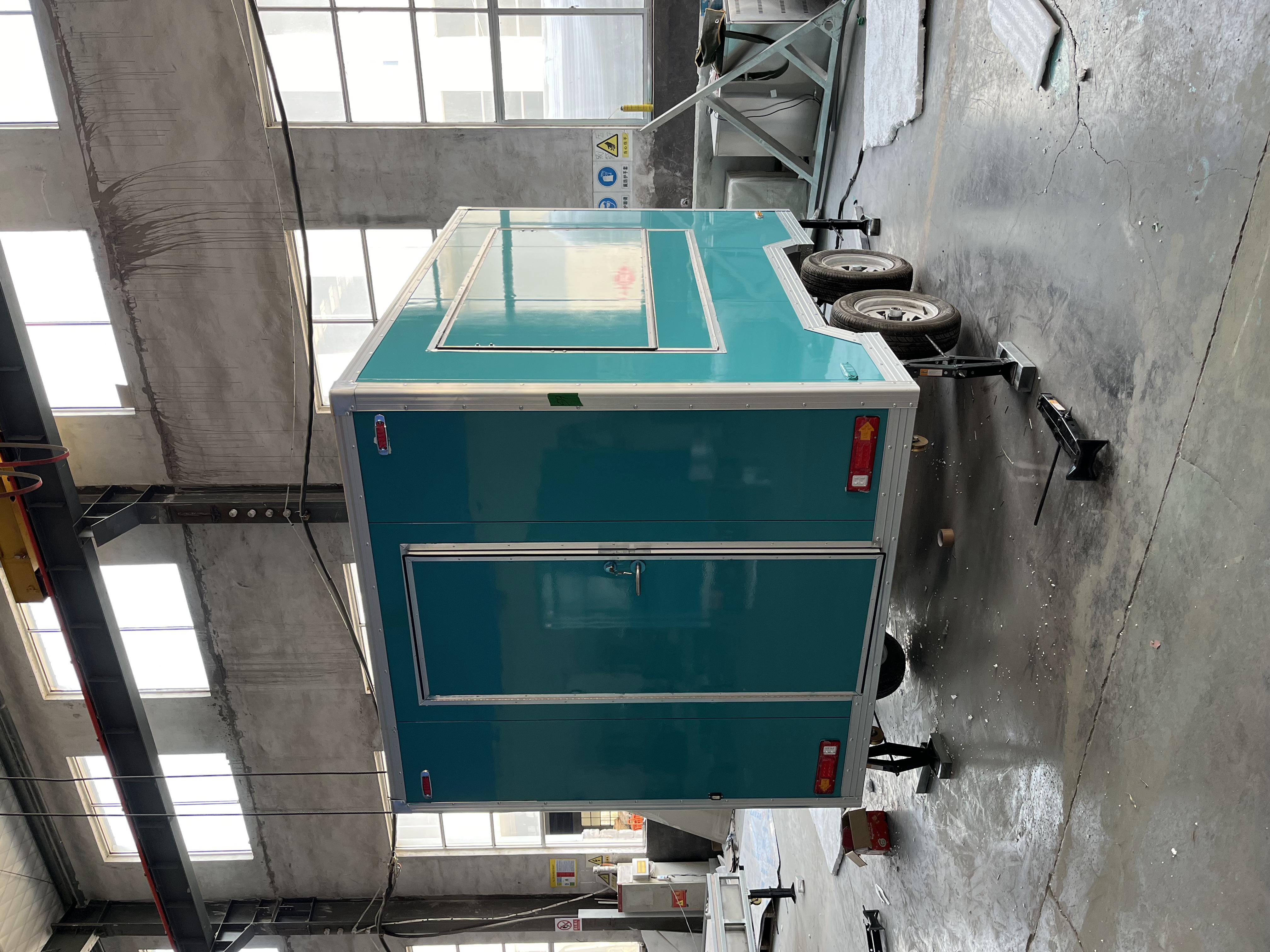 Customized blue-green mobile food truck with sunshade window, a great helper for mobile business operations
