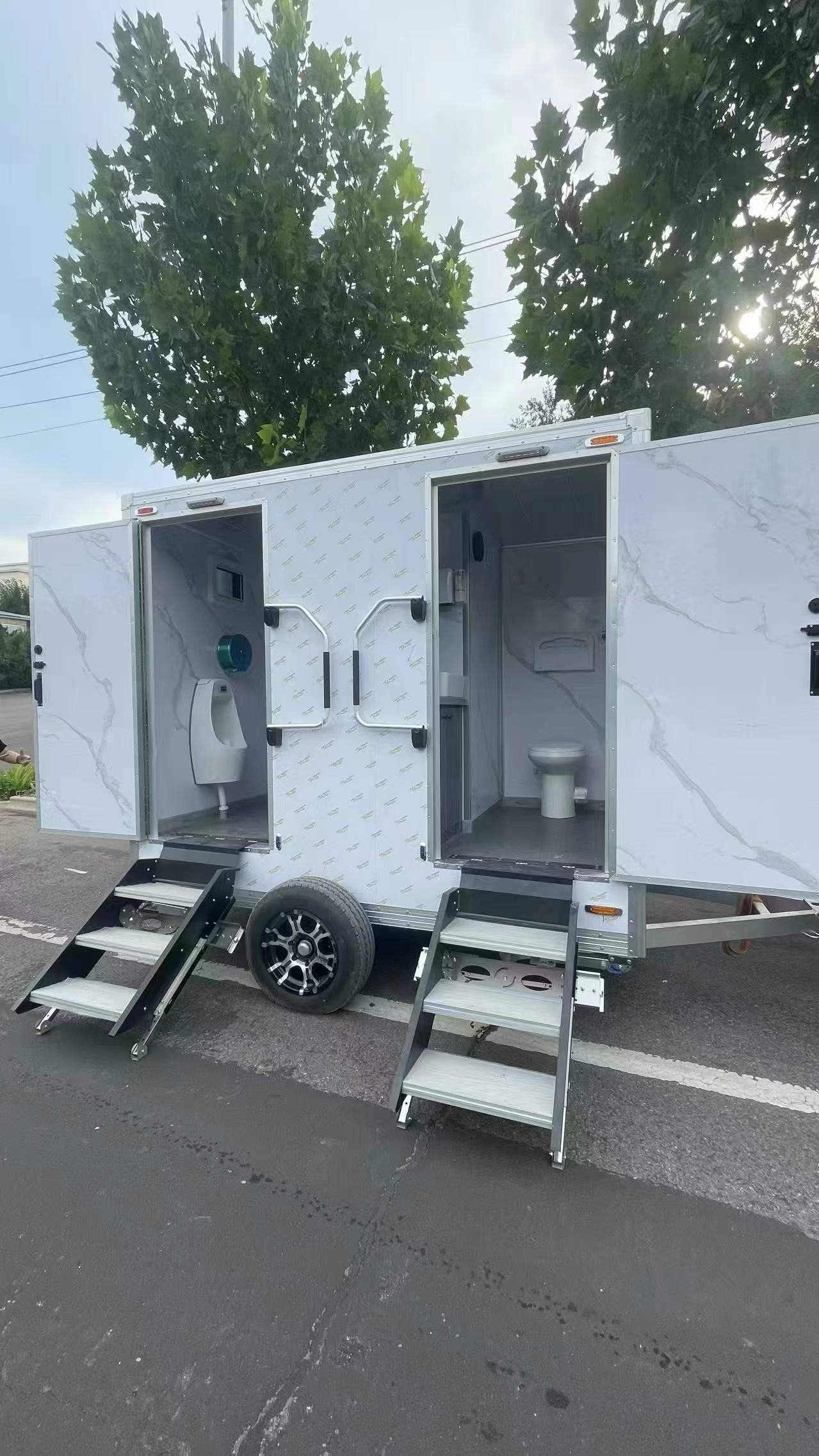 Mobile trailer-mounted toilet is a convenient outdoor toilet