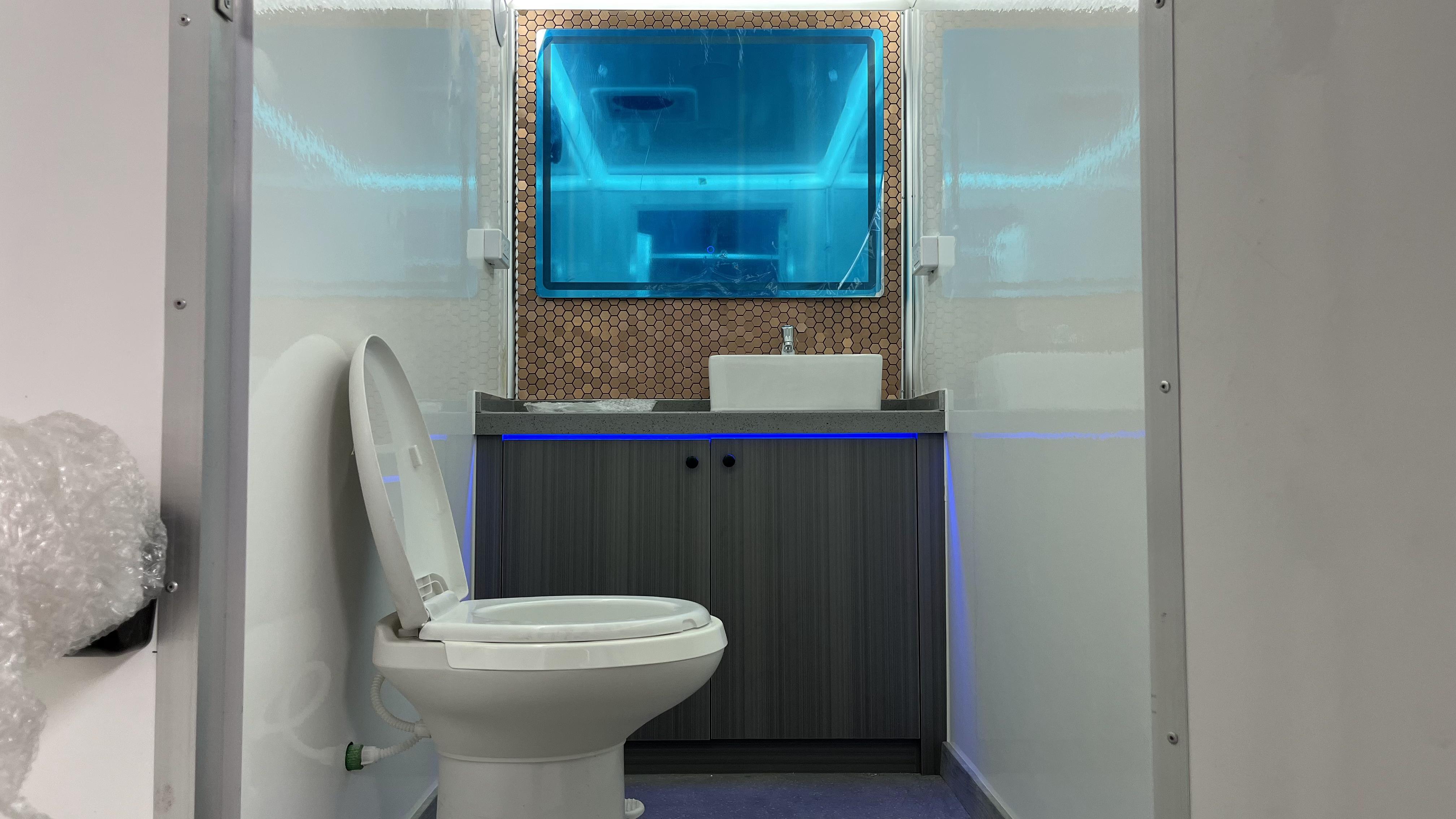 Outdoor multi-room mobile toilets make convenience within easy reach