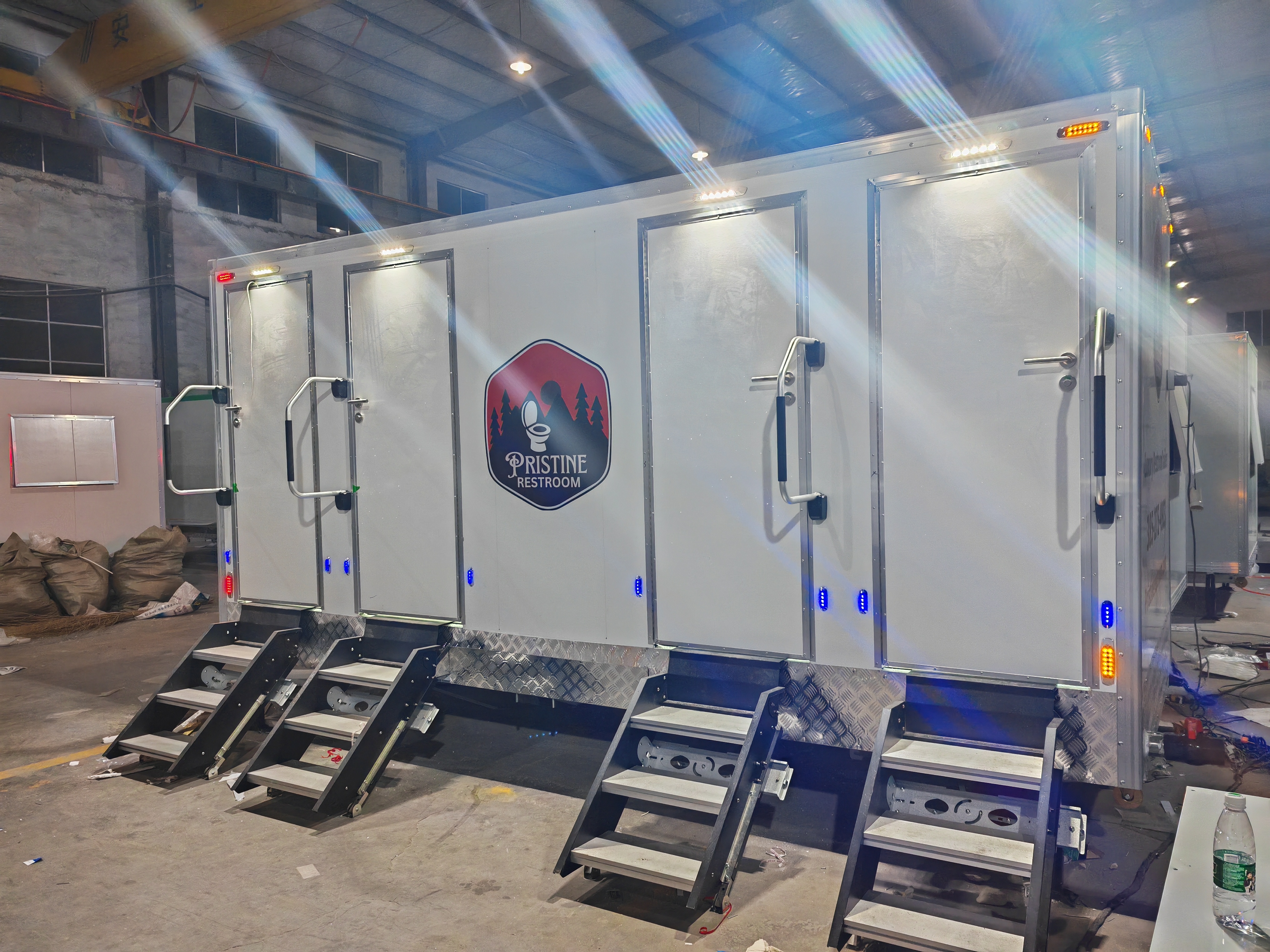 The multi-cabin "Pristine Restroom" mobile toilet helps solve the problem of temporary toilet use