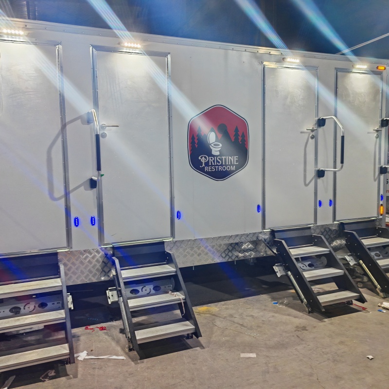The multi-cabin "Pristine Restroom" mobile toilet helps solve the problem of temporary toilet use
