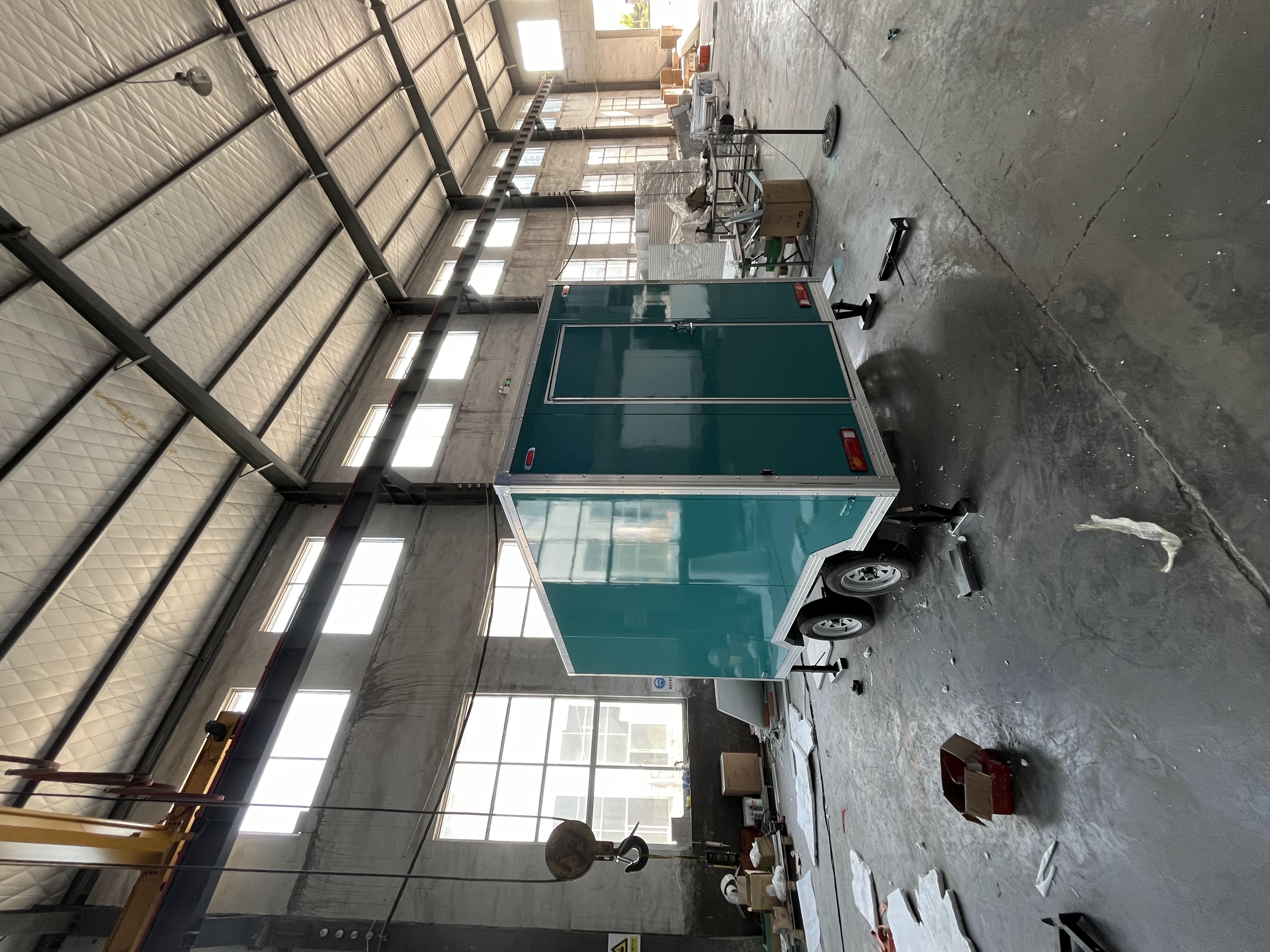 Customized blue-green mobile food truck with sunshade window, a great helper for mobile business operations