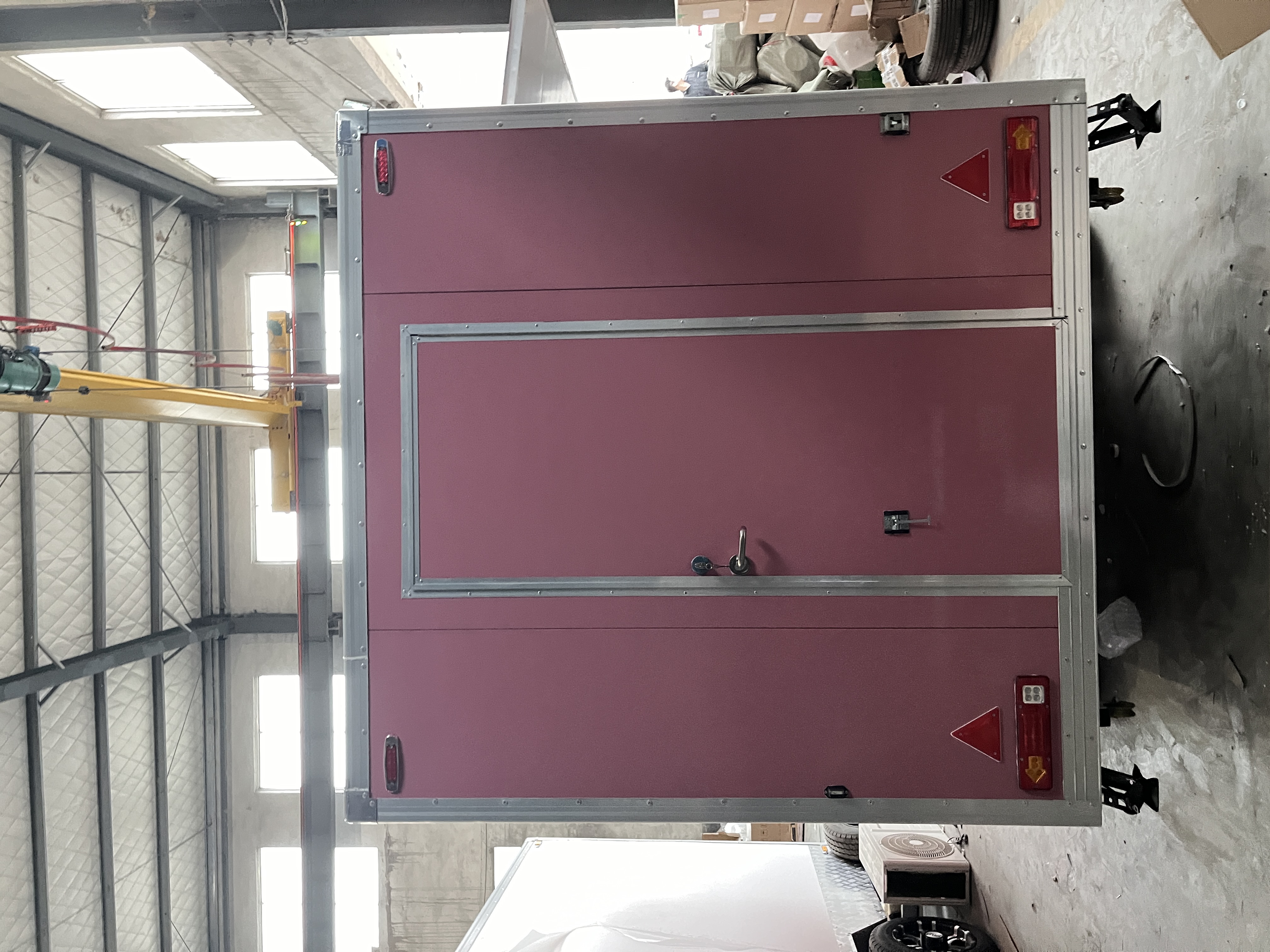 Pink multi-functional mobile food truck, a great helper for starting a business and setting up a stall