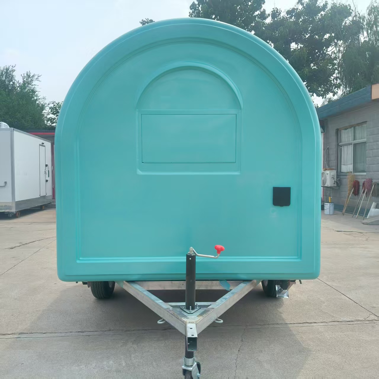 Retro-style mobile snack truck, towable commercial catering vehicle