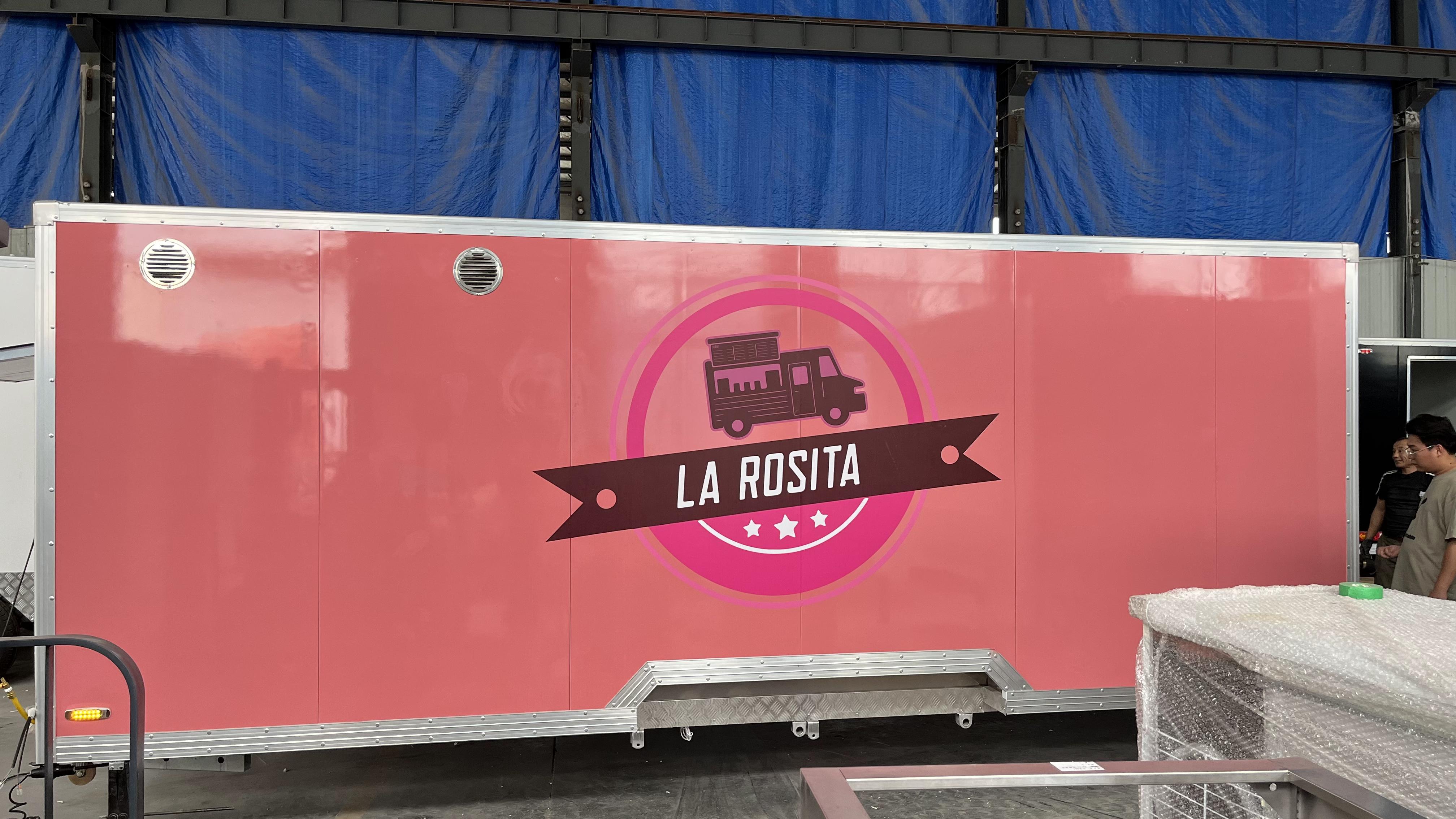 The fashionable pink mobile food truck boosts food business
