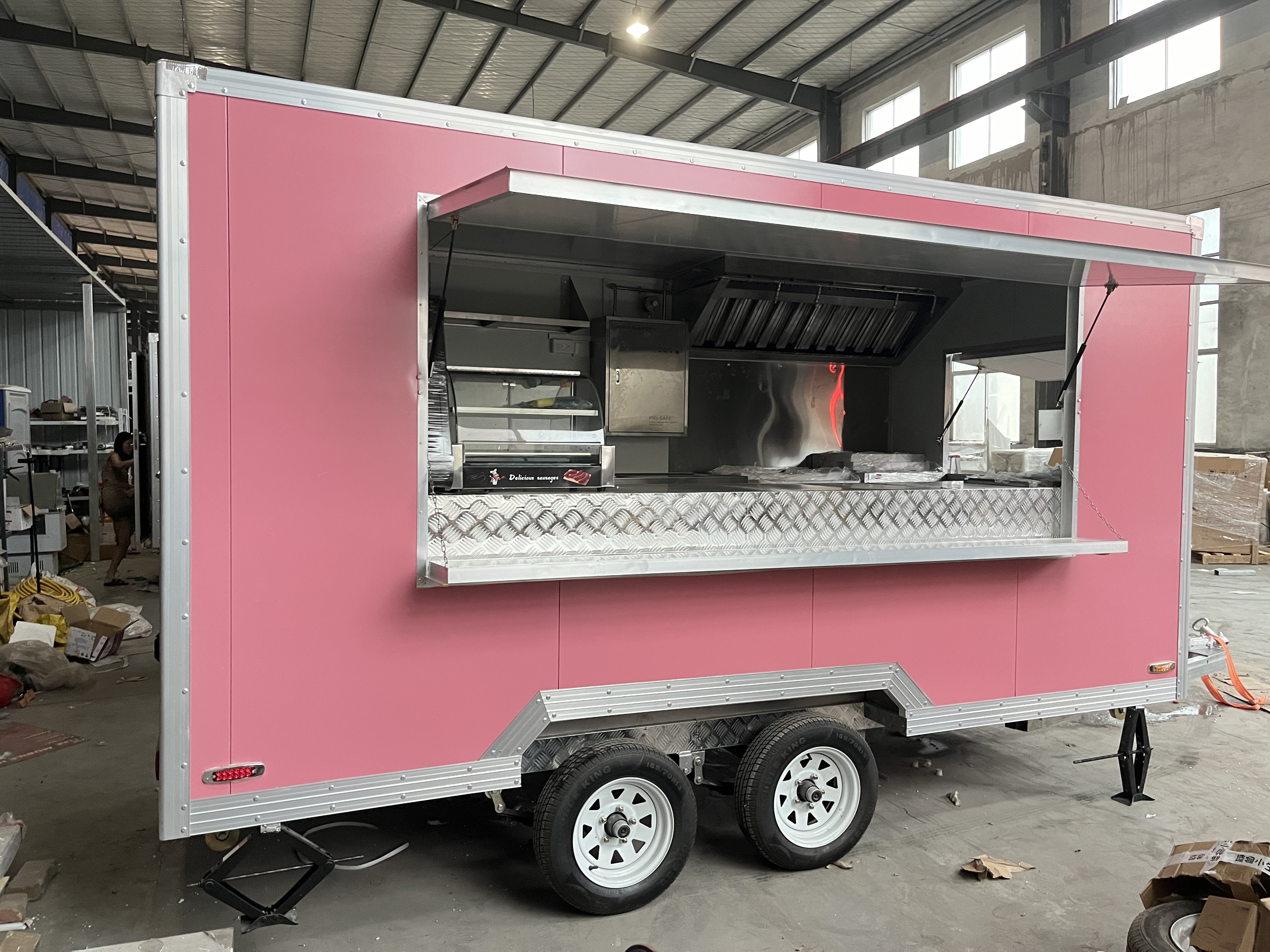 Pink multi-functional mobile food truck, a great helper for starting a business and setting up a stall