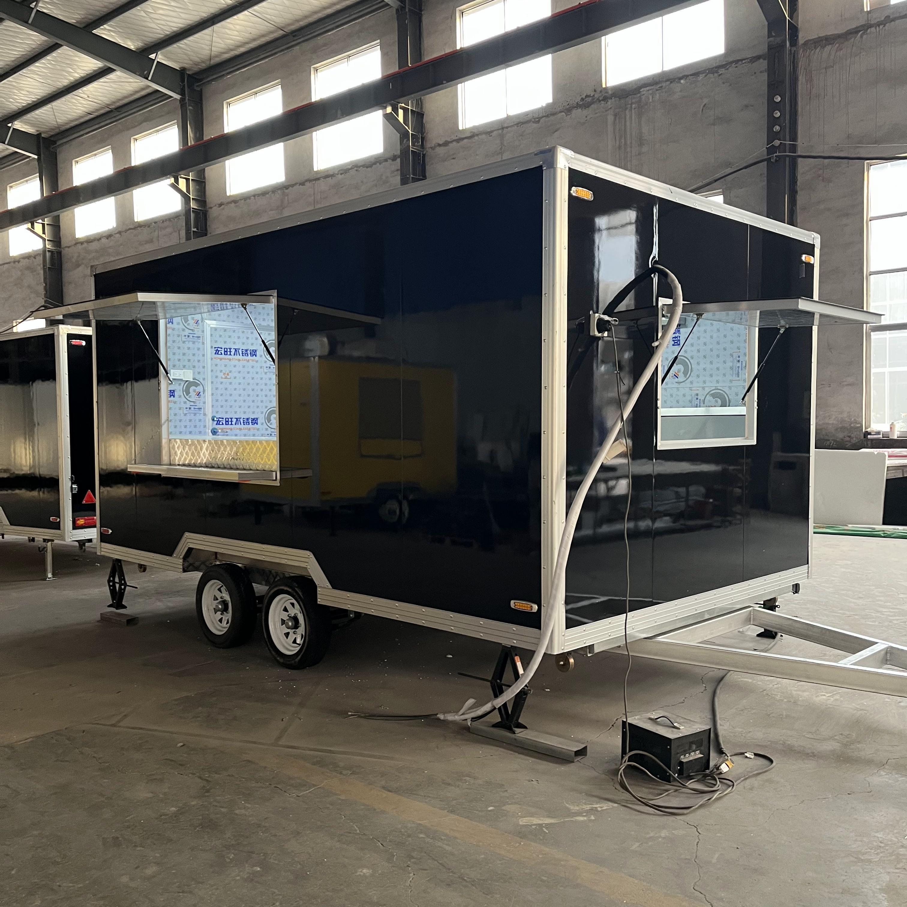 Black fashion mobile food truck: Creating a personalized food space and initiating a mobile business model