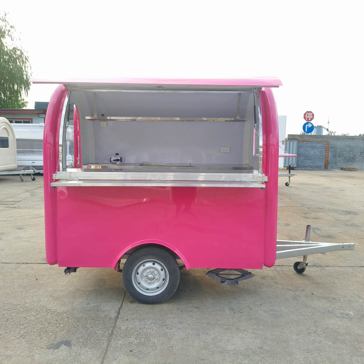 Pink arc-shaped door mobile vending cart, cute style mobile snack food truck