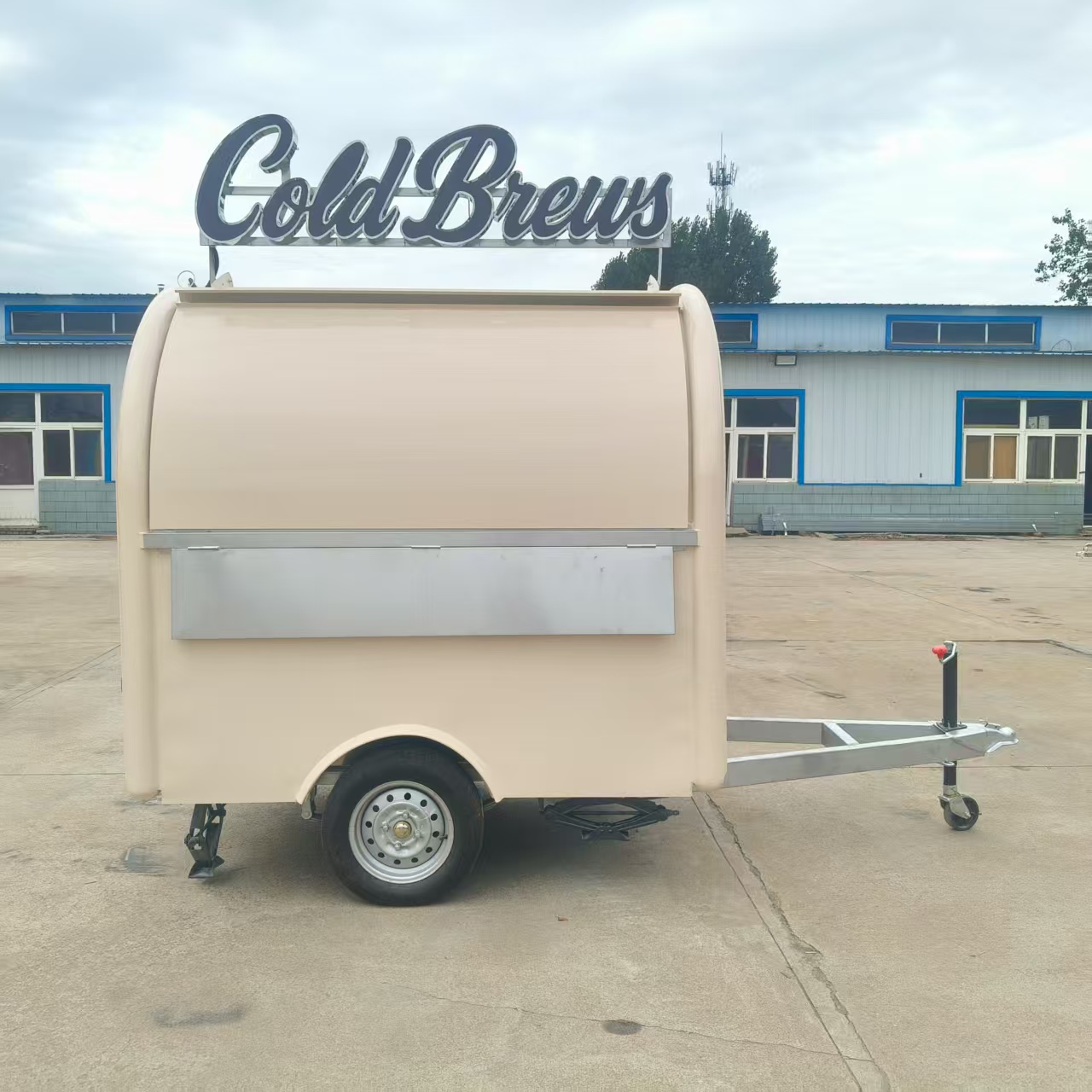 Beige arc-shaped door mobile shop portable mobile sales trailer