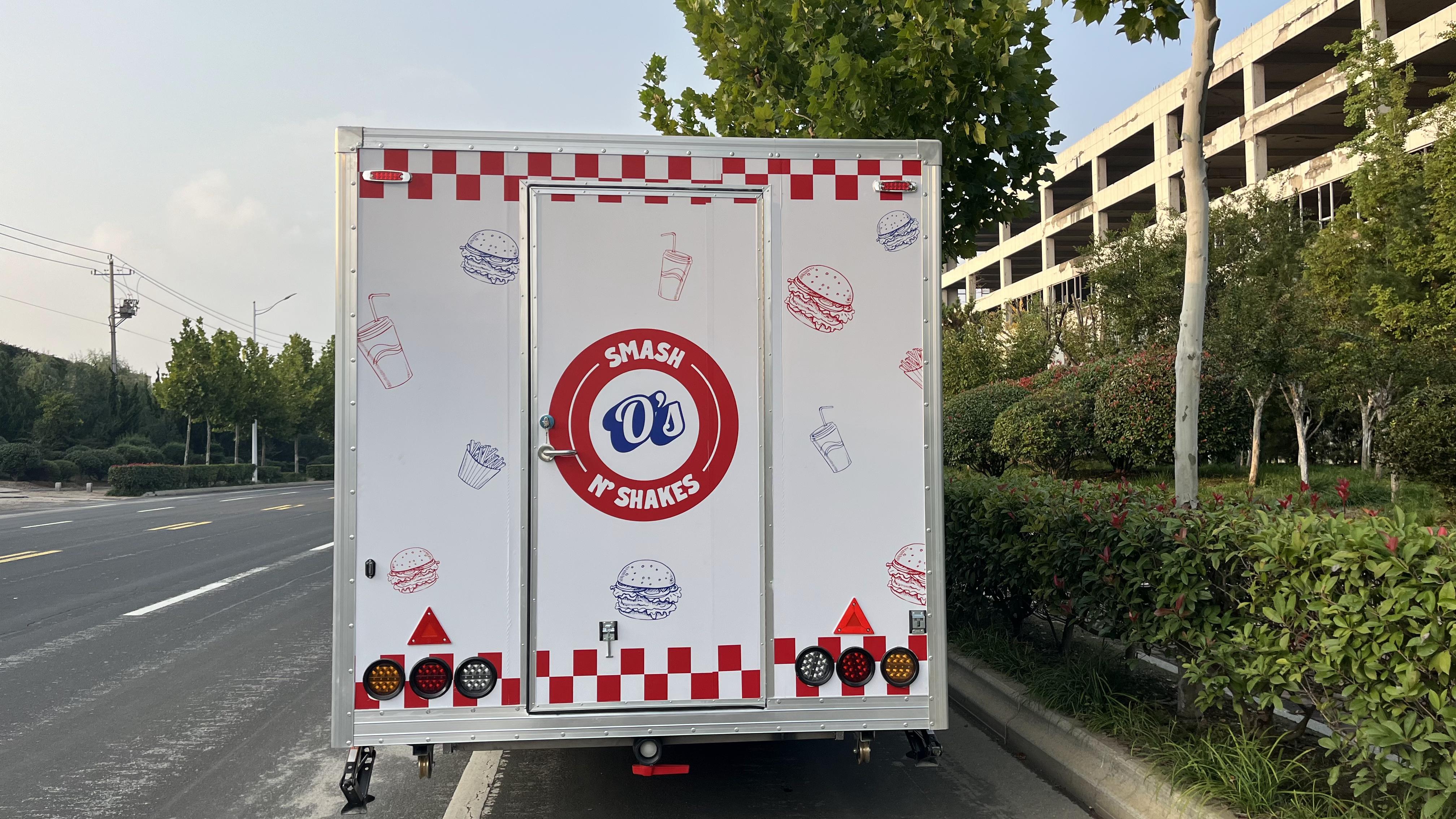 “O's Smash n' Shakes Food Trailer - Your Mobile Burger & Shake Haven”