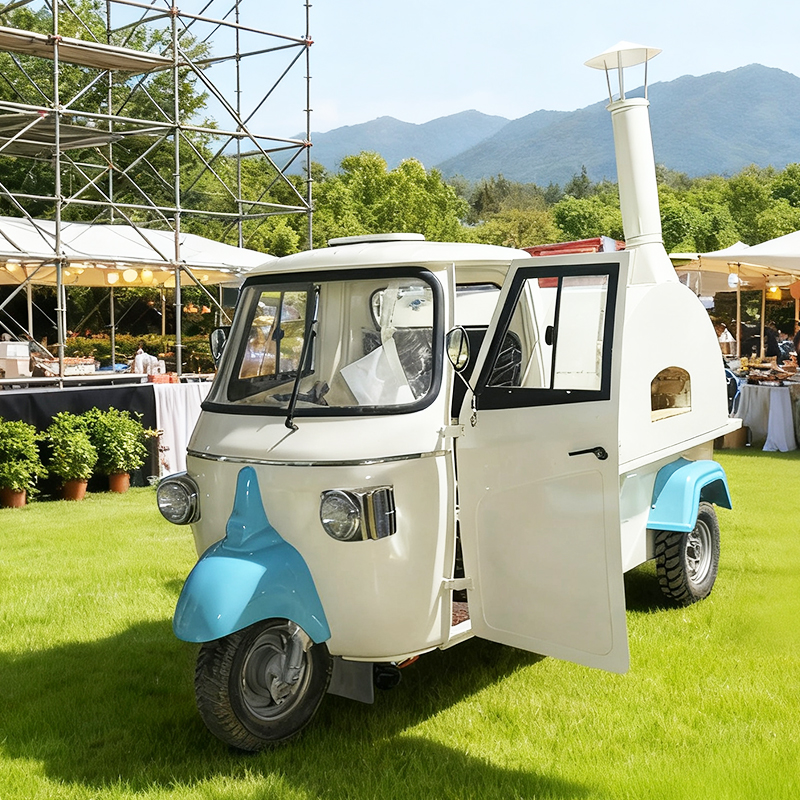 Retro three-wheeled pizza snack cart, mobile commercial freshly baked pizza food cart with oven, mobile vending cart