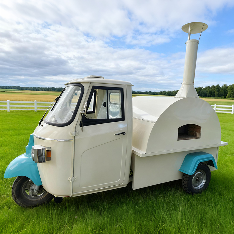 Retro three-wheeled pizza snack cart, mobile commercial freshly baked pizza food cart with oven, mobile vending cart