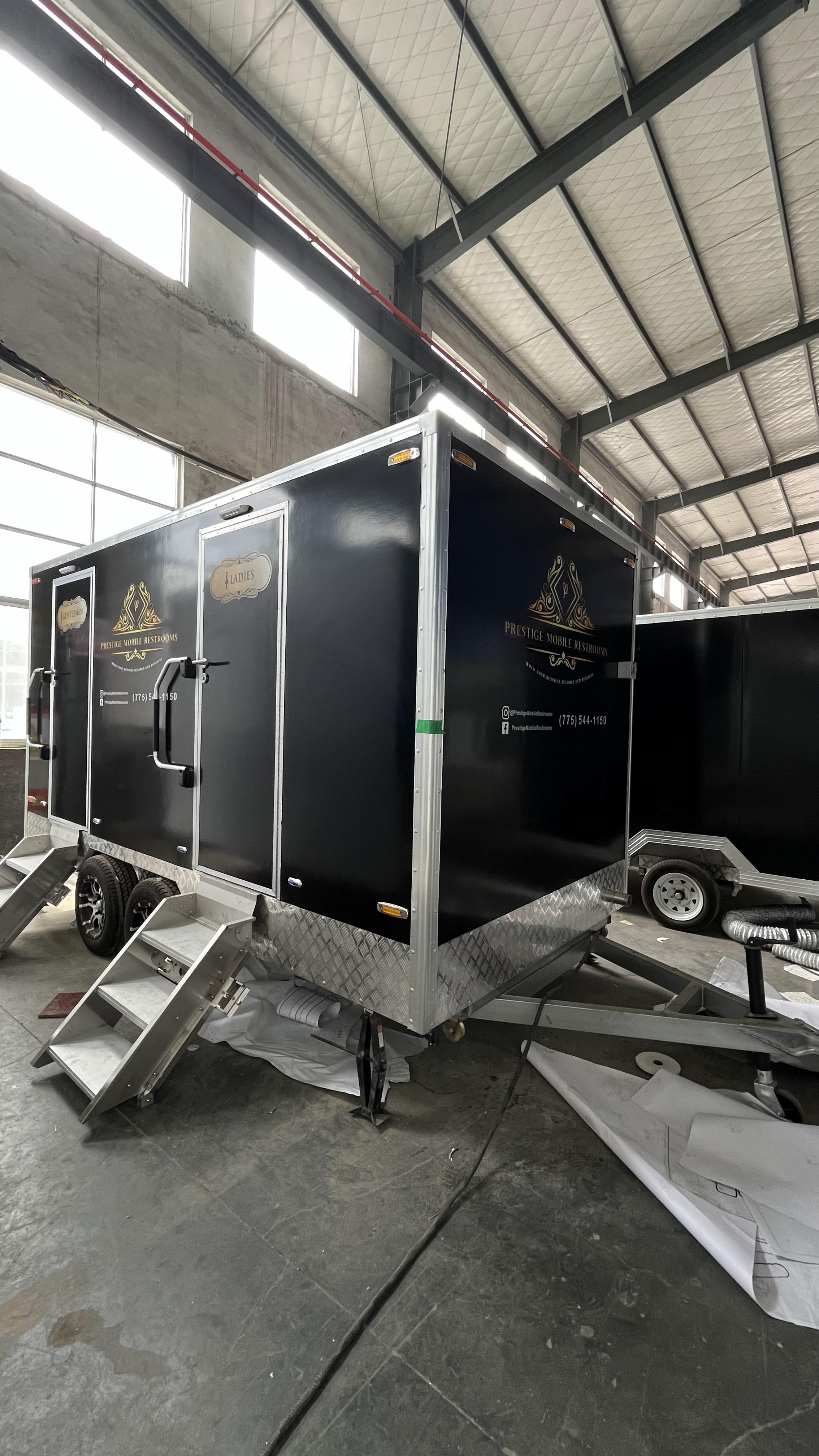 High-end mobile toilet trailer with staircase design. Commercial-grade mobile toilets are suitable for scenarios such as weddings, exhibitions, and celebrations
