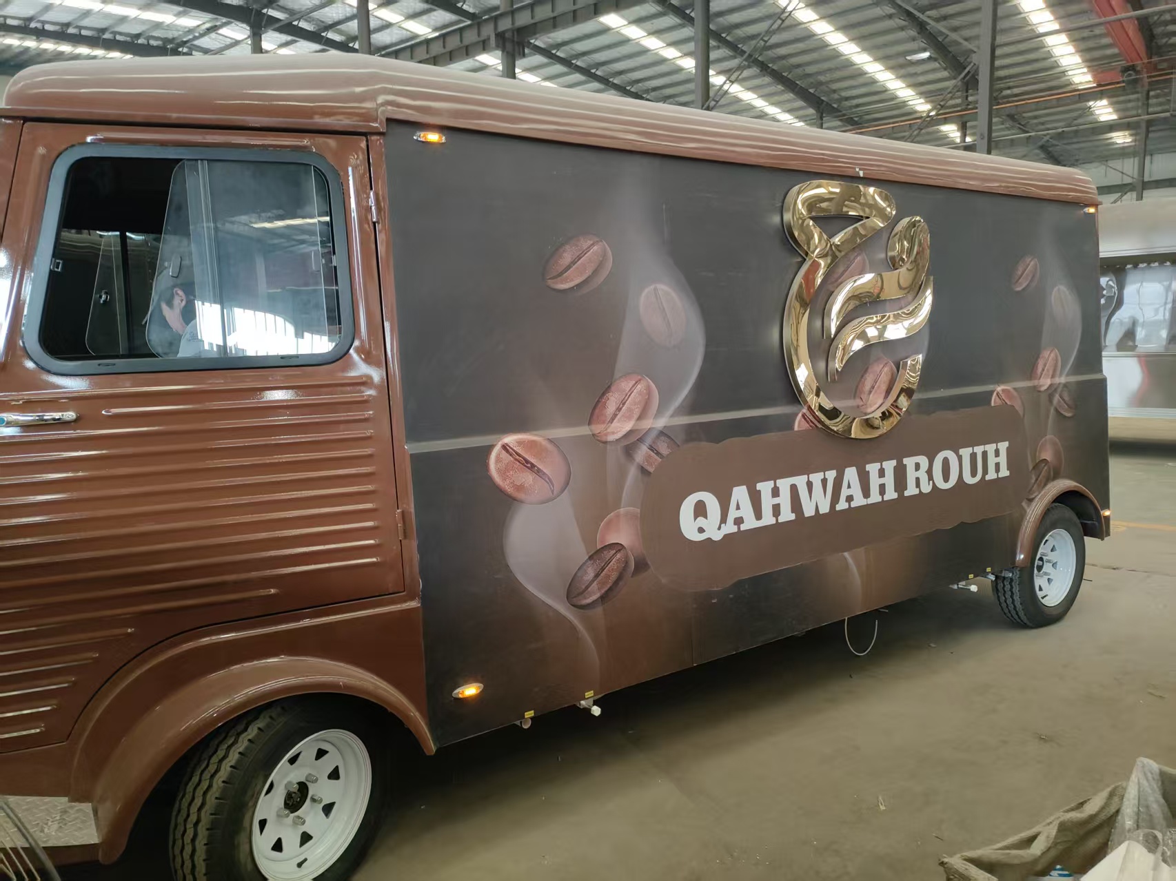 Retro Citroen-style mobile food truck, brown internet-famous snack cart, milk tea, coffee and hamburger mobile vending cart