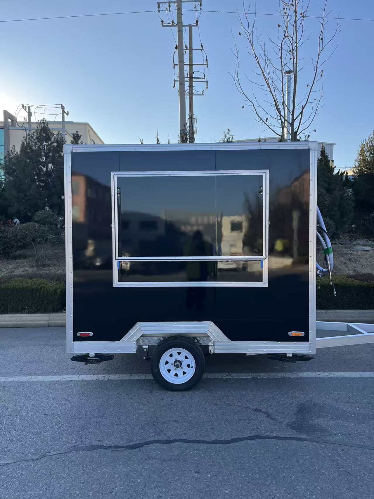 Cool Black Minimalist mobile food truck commercial mobile food business trailer